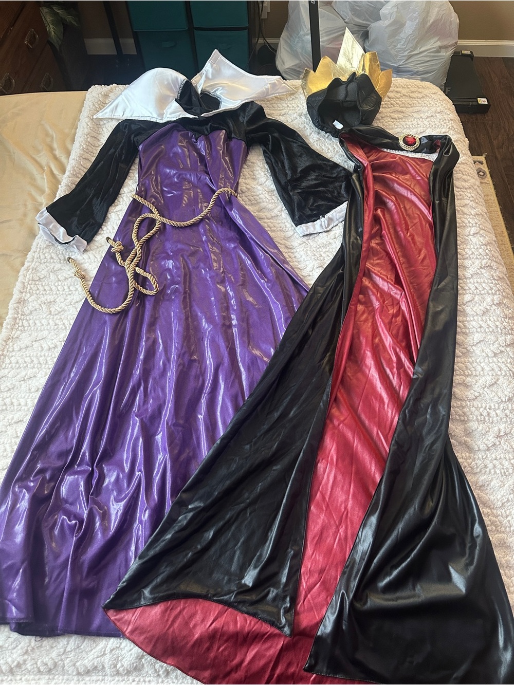 Evil Queen Costume for Adults by Disguise based on Disney's Snow White